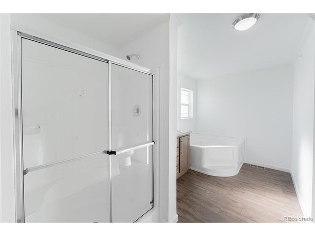 9 Timberlake Ct, Byers, CO 80103