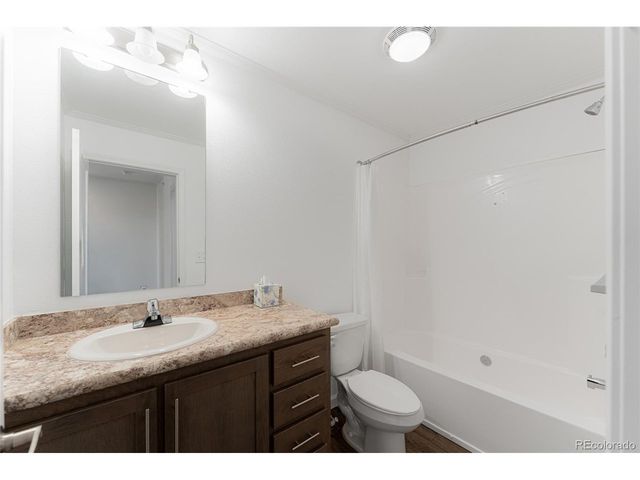 9 Timberlake Ct, Byers, CO 80103