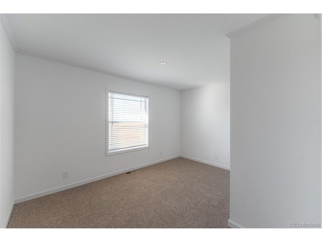 9 Timberlake Ct, Byers, CO 80103