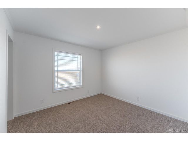 9 Timberlake Ct, Byers, CO 80103