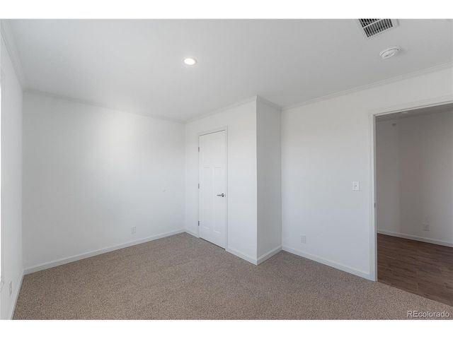 9 Timberlake Ct, Byers, CO 80103