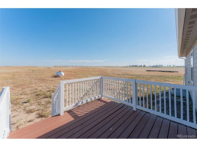 9 Timberlake Ct, Byers, CO 80103