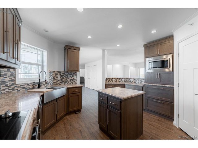 9 Timberlake Ct, Byers, CO 80103