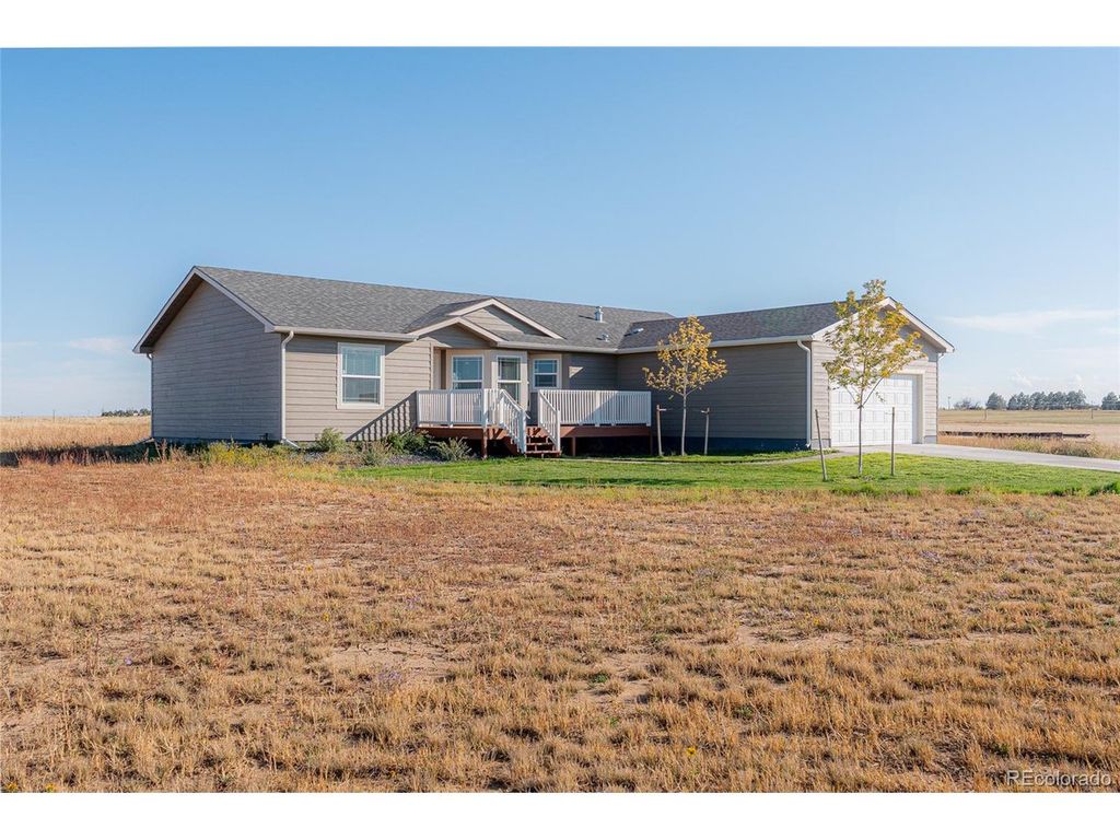 9 Timberlake Ct, Byers, CO 80103