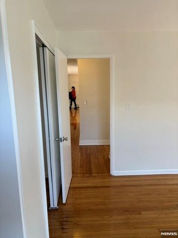 218 Prospect Avenue 3C, Hackensack, NJ 07601