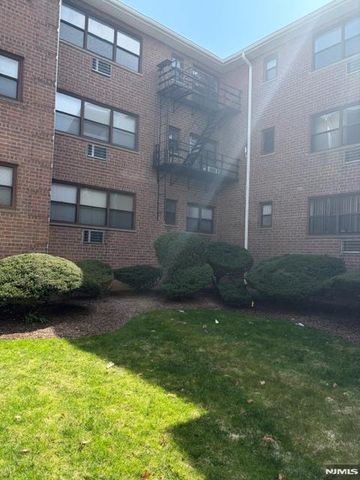218 Prospect Avenue 3C, Hackensack, NJ 07601