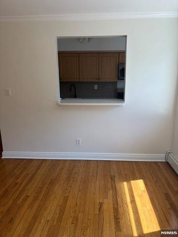 218 Prospect Avenue 3C, Hackensack, NJ 07601