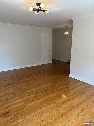 218 Prospect Avenue 3C, Hackensack, NJ 07601