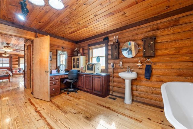 299 SW Hunting Club Road, Crawfordville, GA 30631