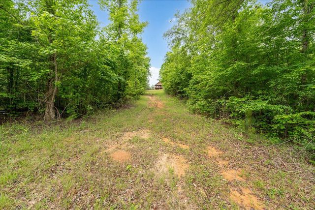 299 SW Hunting Club Road, Crawfordville, GA 30631