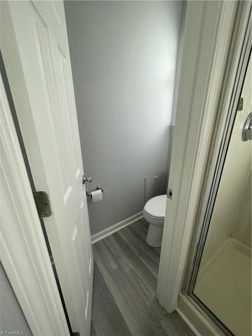 1579 Pondhaven Drive, High Point, NC 27265