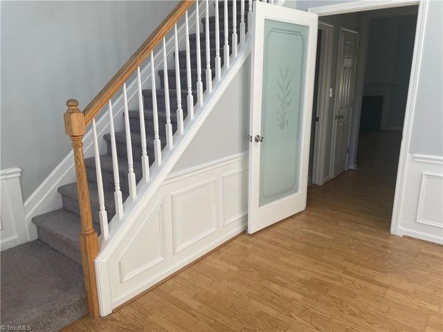 1579 Pondhaven Drive, High Point, NC 27265