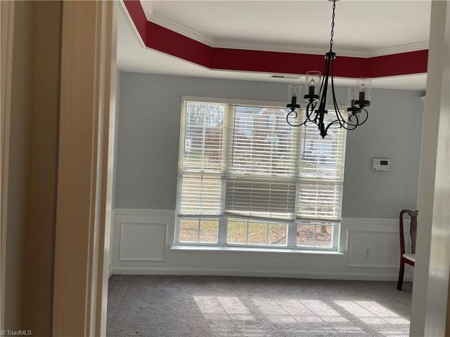 1579 Pondhaven Drive, High Point, NC 27265