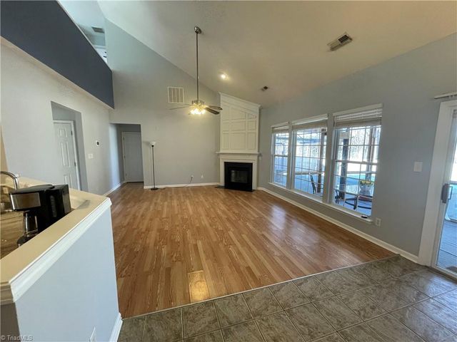 1579 Pondhaven Drive, High Point, NC 27265