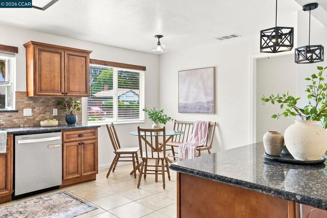 4427 Crestwood Cir, Concord, CA 94521