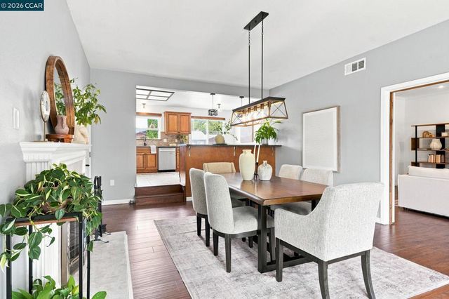 4427 Crestwood Cir, Concord, CA 94521
