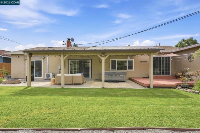 4427 Crestwood Cir, Concord, CA 94521