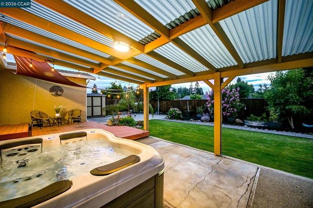 4427 Crestwood Cir, Concord, CA 94521