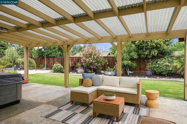 4427 Crestwood Cir, Concord, CA 94521