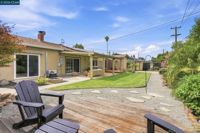 4427 Crestwood Cir, Concord, CA 94521