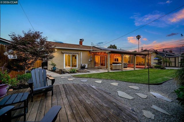 4427 Crestwood Cir, Concord, CA 94521