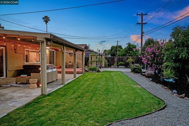 4427 Crestwood Cir, Concord, CA 94521