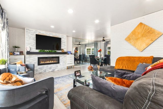 19030 JODI Terrace, Homewood, IL 60430