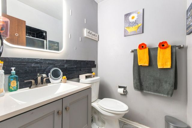 19030 JODI Terrace, Homewood, IL 60430