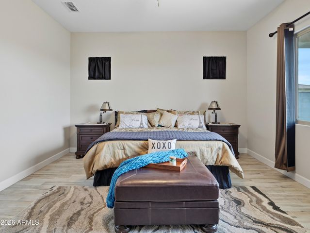 18242 W COLTER Street, Litchfield Park, AZ 85340