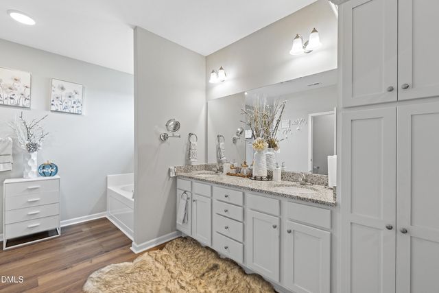 121 Longford Drive, Selma, NC 27576