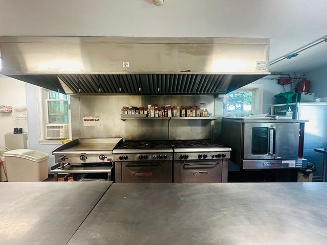 420 Washington St, Boston, MA 02124