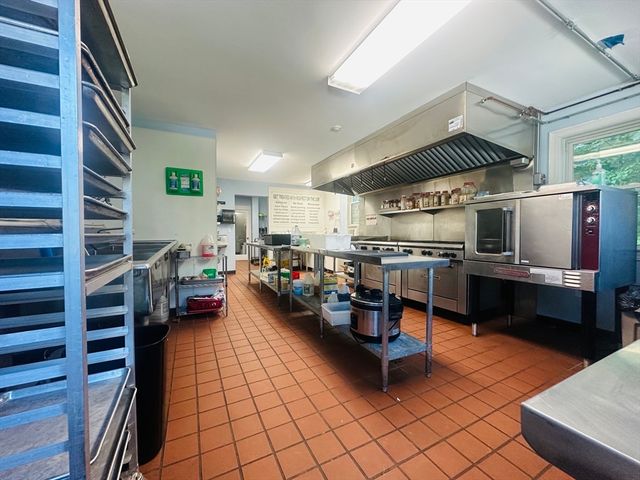 420 Washington St, Boston, MA 02124