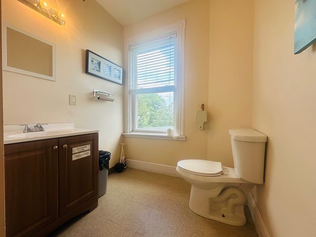 420 Washington St, Boston, MA 02124