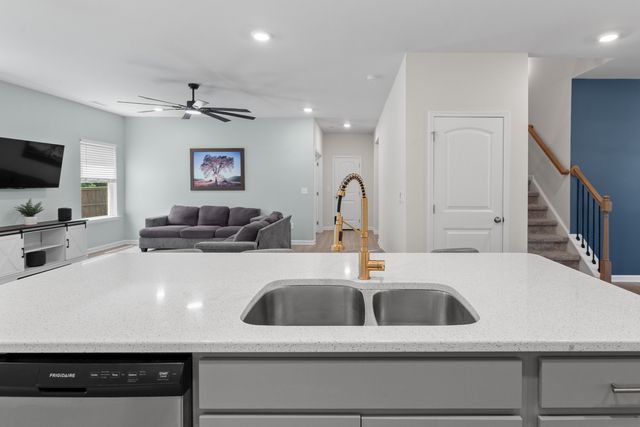 574 Troy Drive, Sanford, NC 27332