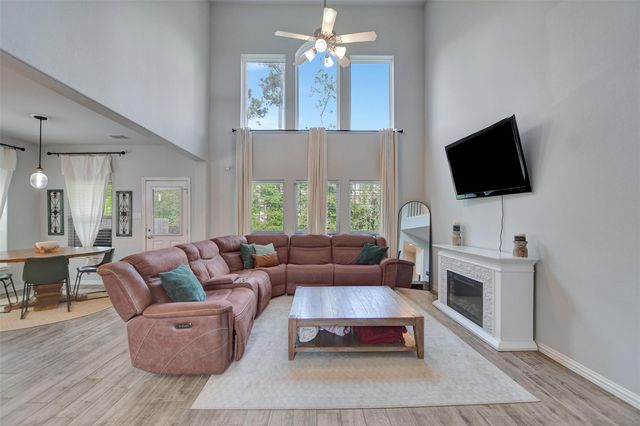15186 N Heron Heights Way, Magnolia, TX 77354
