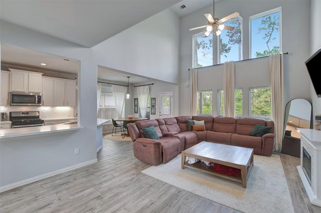 15186 N Heron Heights Way, Magnolia, TX 77354