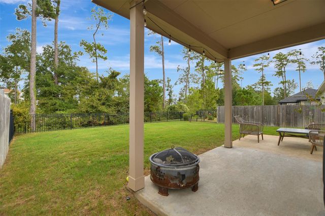 15186 N Heron Heights Way, Magnolia, TX 77354