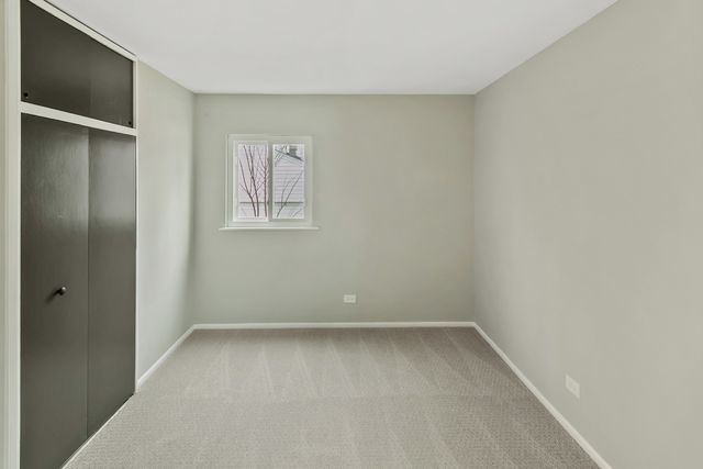 323 Mark Avenue, Glendale Heights, IL 60139