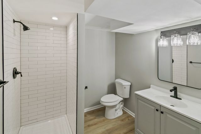 323 Mark Avenue, Glendale Heights, IL 60139