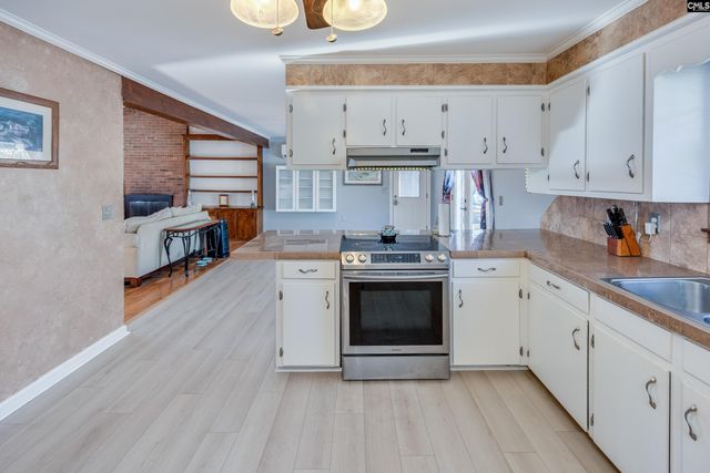 540 Lakeshore Drive, Chapin, SC 29036