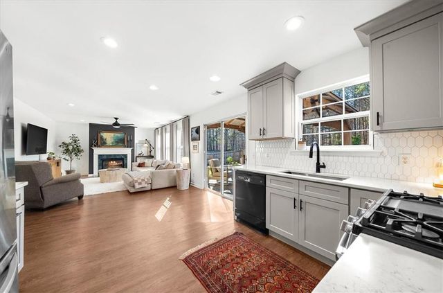 3375 Bridgeshaw Drive, Cumming, GA 30028