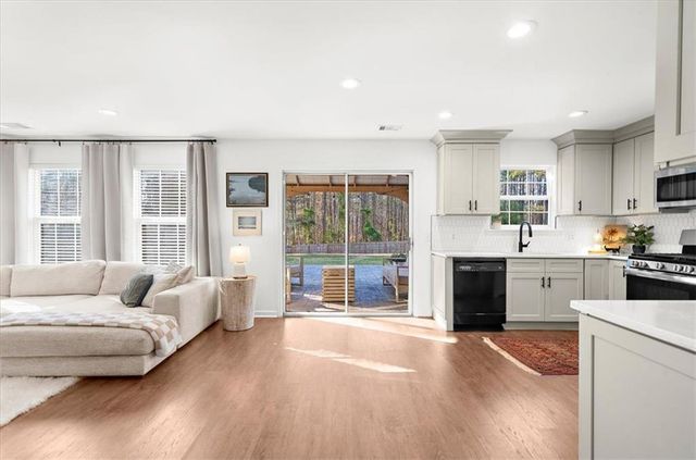 3375 Bridgeshaw Drive, Cumming, GA 30028