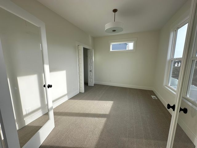 659 Waterford Village Drive NW, Grand Rapids, MI 49534