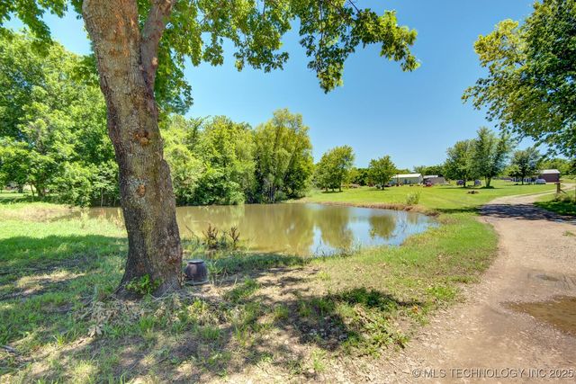15522 E 370 Road, Claremore, OK 74017