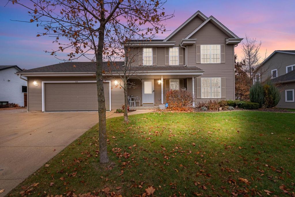 226 Beatrice DRIVE, Hartford, WI 53027