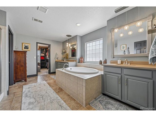25338 E Costilla Pl, Aurora, CO 80016