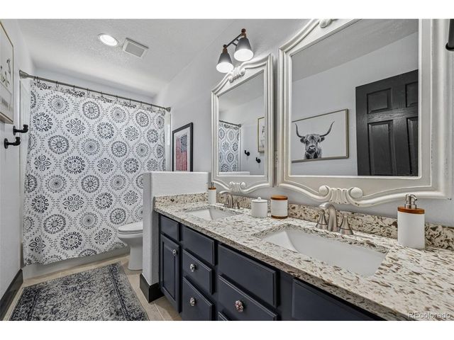 25338 E Costilla Pl, Aurora, CO 80016