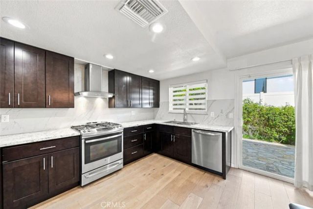 7244 Willis Avenue, Van Nuys, CA 91405