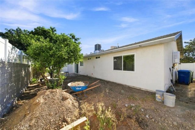 7244 Willis Avenue, Van Nuys, CA 91405