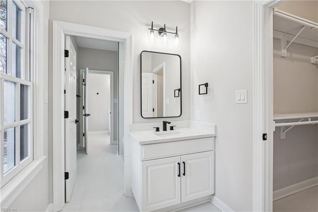 123 Loblolly DR, Yorktown, VA 23692